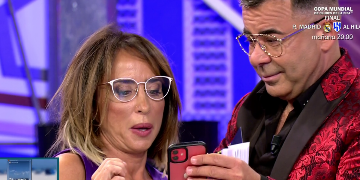 El mensaje de alto contenido erótico que recibe Jorge Javier Vázquez y paraliza el 'Deluxe'