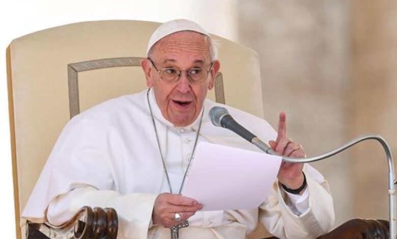 El papa Francisco se vuelve a pronunciar sobre la comunidad LGBTQ+: “Dios les ama”
