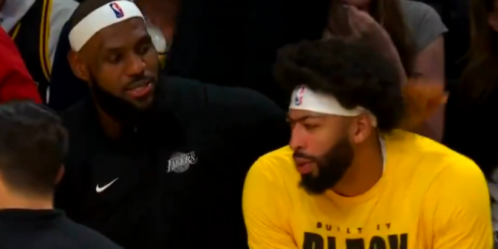 El polémico 'feo' de Anthony Davis a LeBron