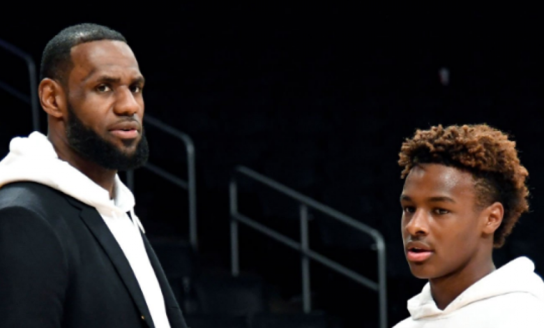 El revelador mensaje de LeBron a su hijo durante el partido
