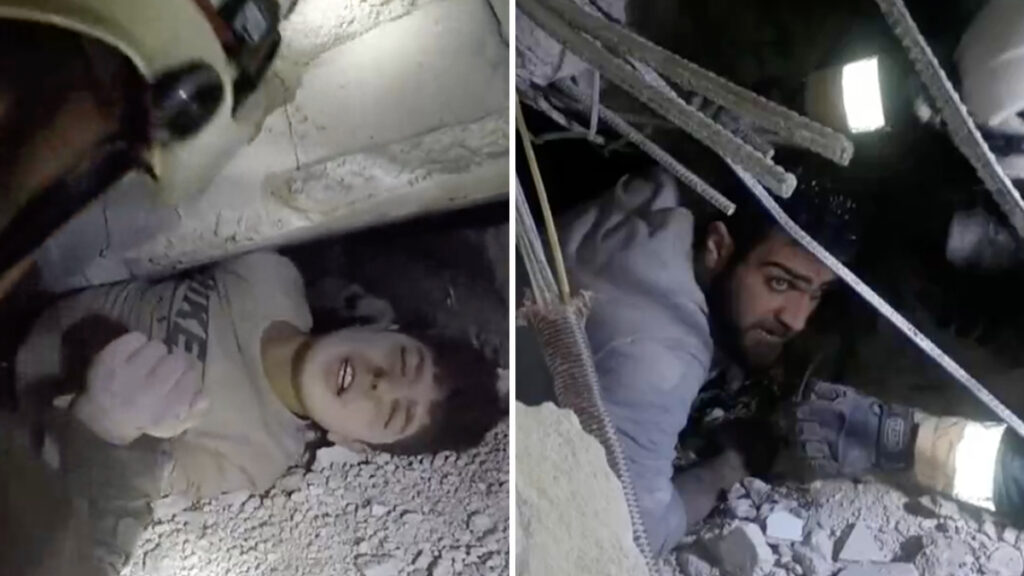 En video: dramáticos rescates de un niño y un joven atrapados bajo los escombros en Siria