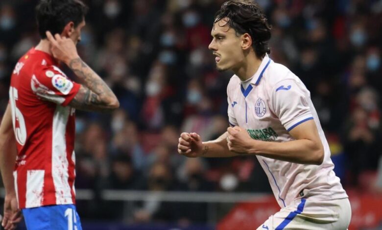 Enes Ünal, de posible solución para el Atlético... a problema