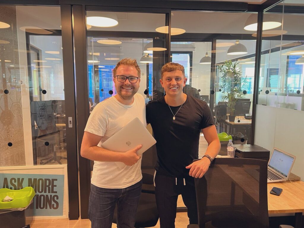 Esta startup del Reino Unido ha ideado una forma única de verificar las pequeñas empresas en WhatsApp