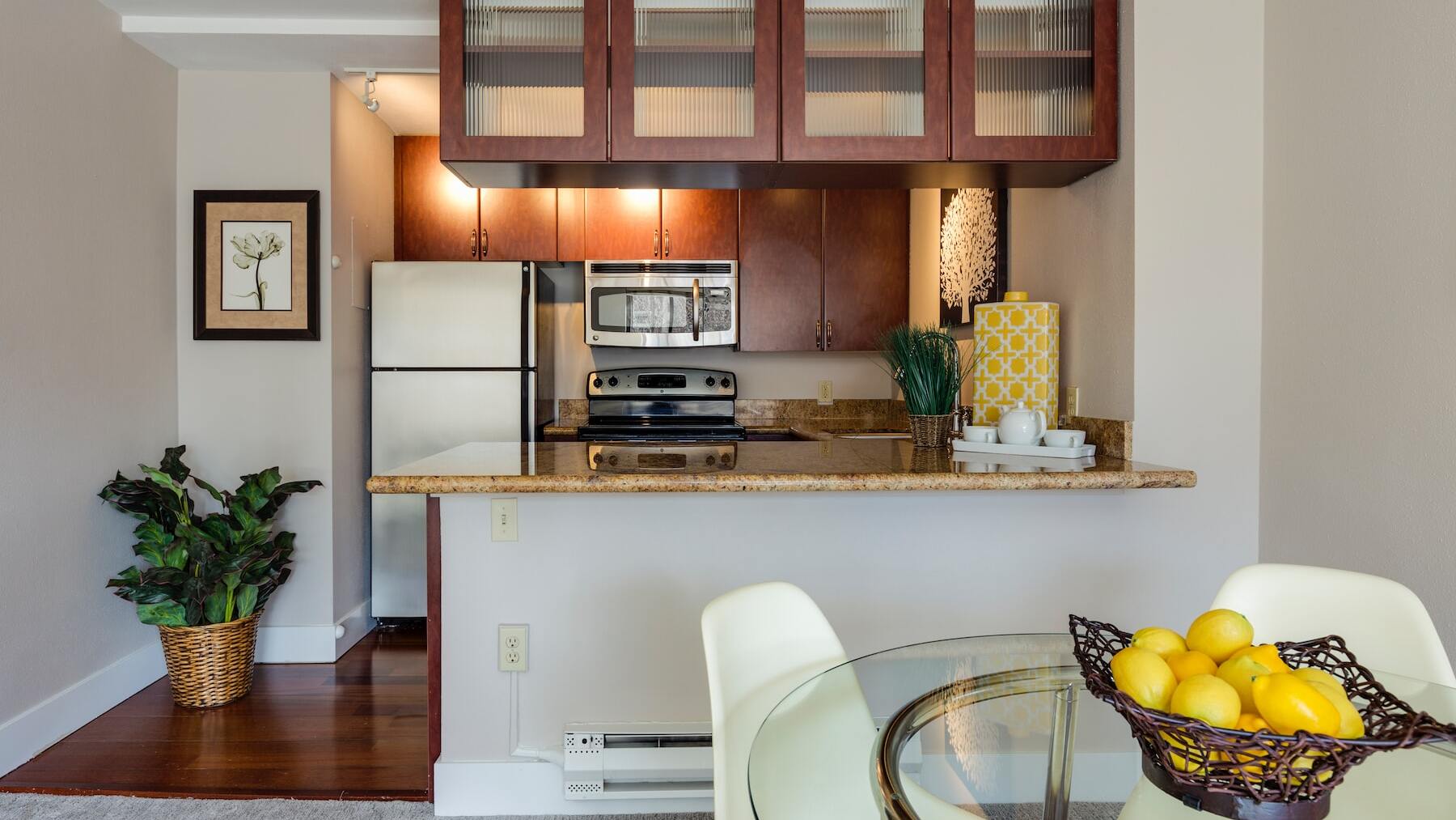 Estos son los objetos que tocas todos los días y tienen más bacterias que un inodoro