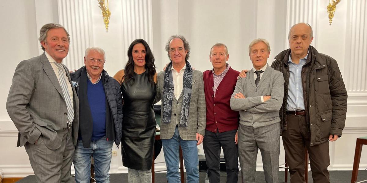 Éxito total en el centenario de la revista deportiva 'Penalty'