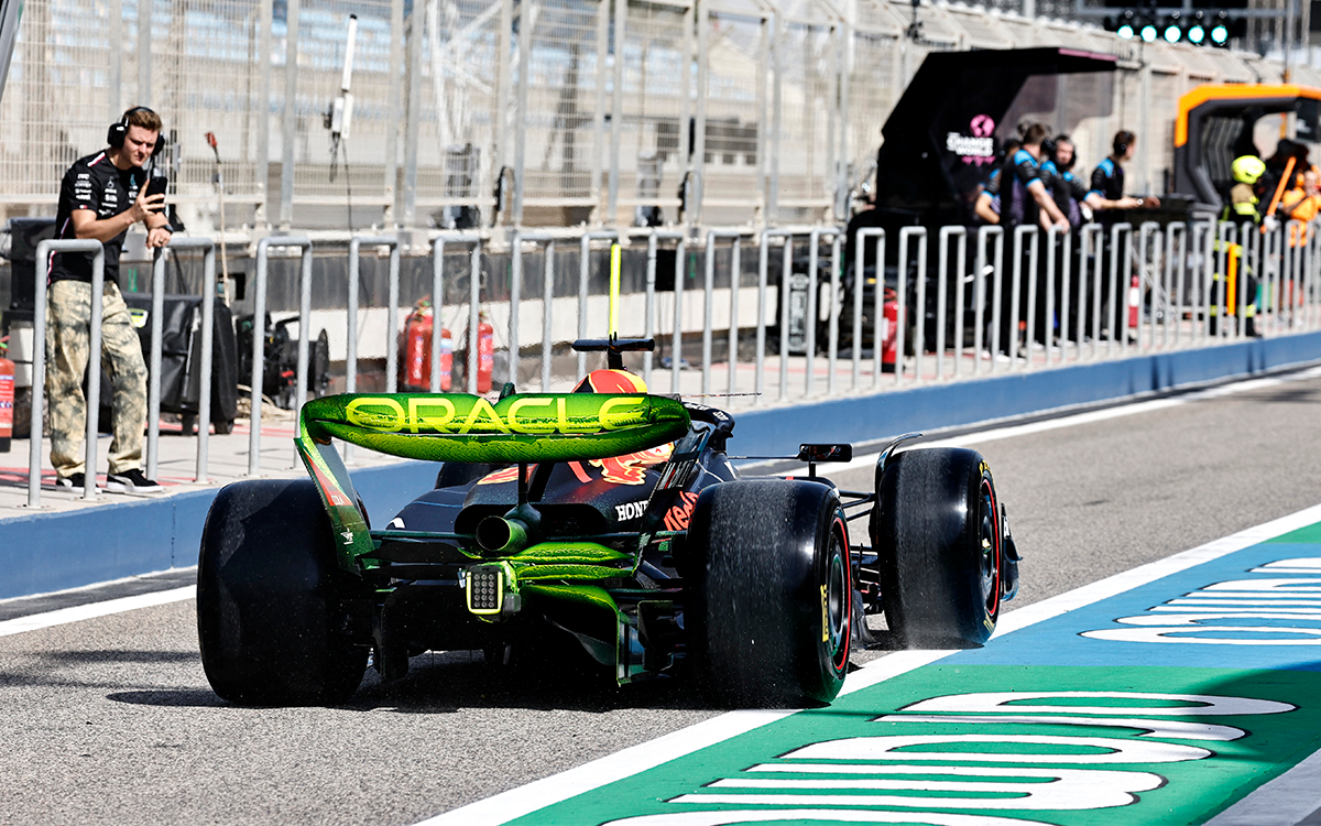 F1: Verstappen domina en la primera sesión de pruebas desde Baréin