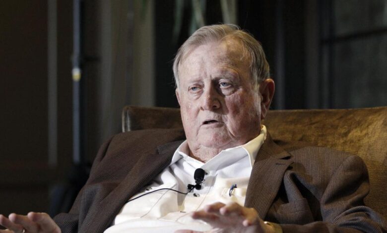 Fallece Red McCombs, expropietario de los Spurs, Nuggets y Vikings