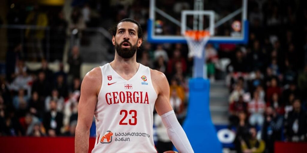 Georgia se clasifica por un punto de 'average'