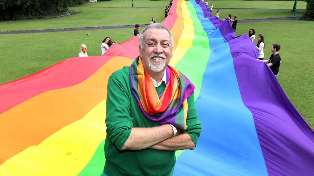 Gilbert Baker, el padre de la bandera LGTB que creó el símbolo del cambio