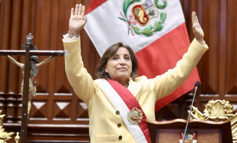 Gran rechazo al gobierno peruano: el 90% desaprueba al Congreso y el 77% a Boluarte, según sondeo
