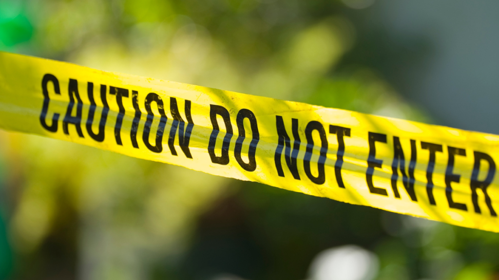 Hallan cadáver sin cabeza ni manos en jardín al noreste de DC