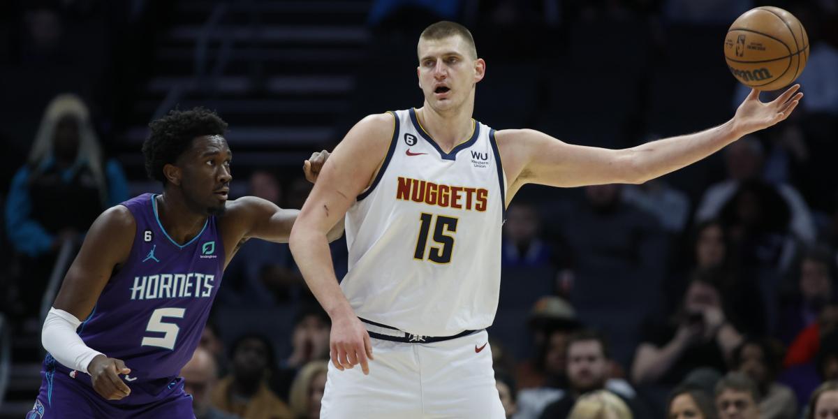 Jokic no tiene idea de soltar el MVP