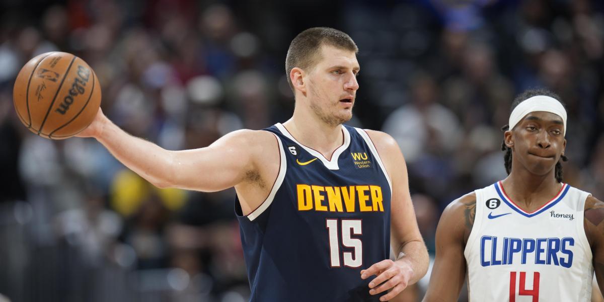 Jokic suma argumentos para su tercer MVP noche tras noche