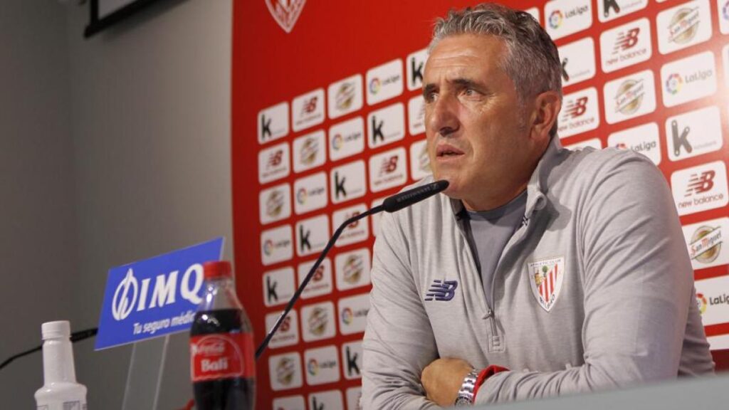 Joseba Aguirre negocia su incorporación al Oviedo Moderno