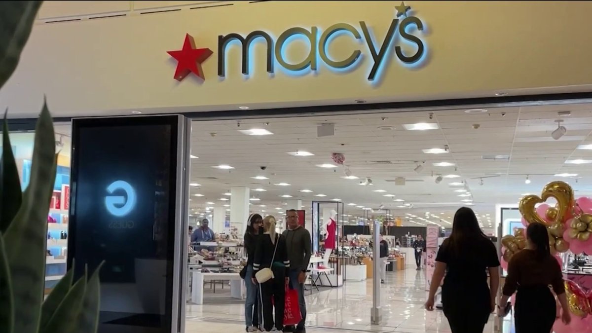 Ladrones se llevan $500,000 en joyas, perfumes en Macy’s de Hialeah