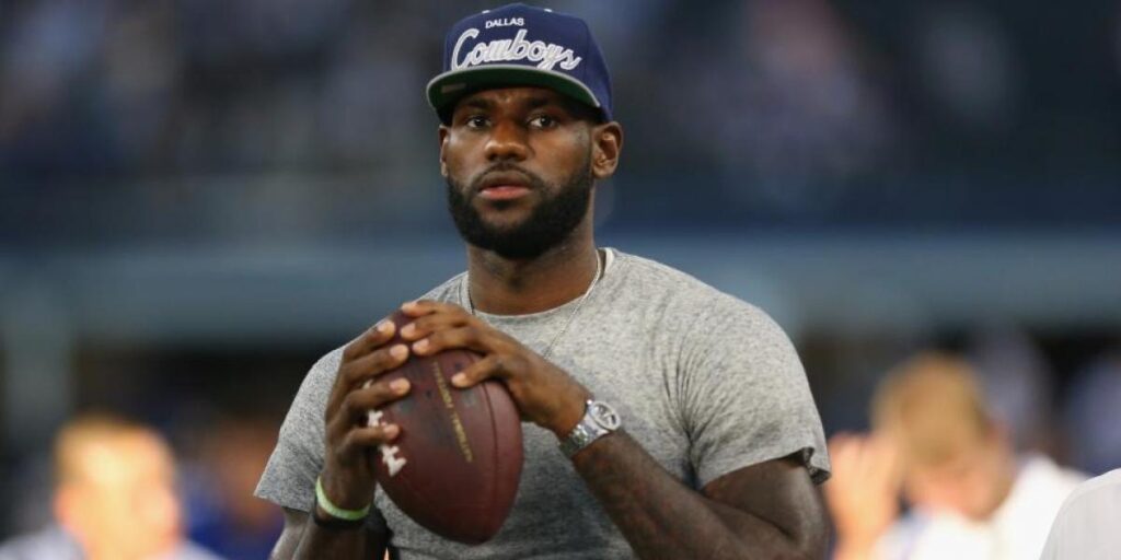 LeBron James, la estrella de la Superbowl que pudo ser y no fue