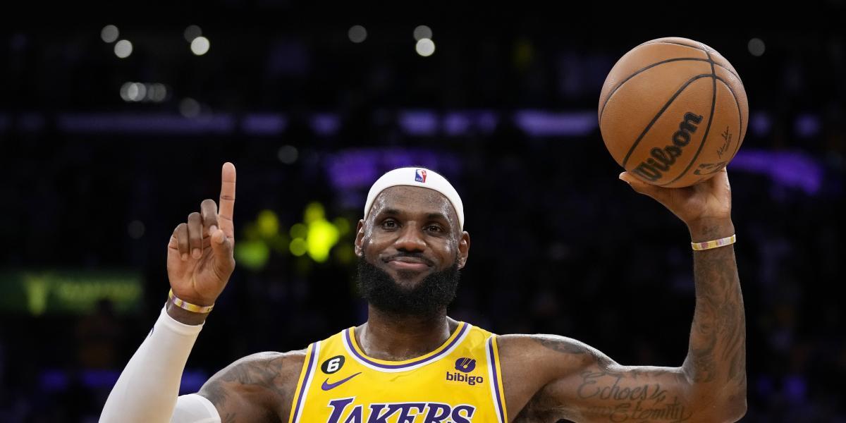 LeBron: "Creo que soy el mejor jugador que ha habido"