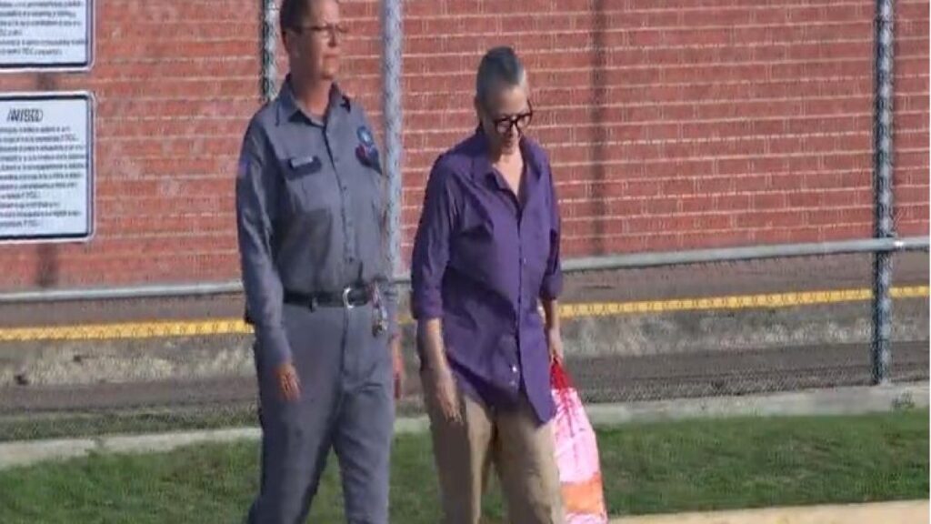 Libre de sentencia Clara Harris, la mujer que por celos atropelló a su esposo hasta matarlo