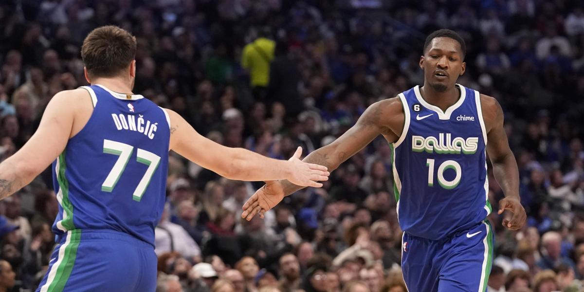 Los últimos rumores del 'trade deadline': los Mavericks buscan una estrella
