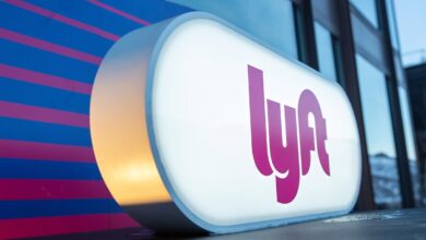 Lyft está cobrando a los pasajeros tarifas por tiempo de espera, pero los conductores no están cosechando las recompensas