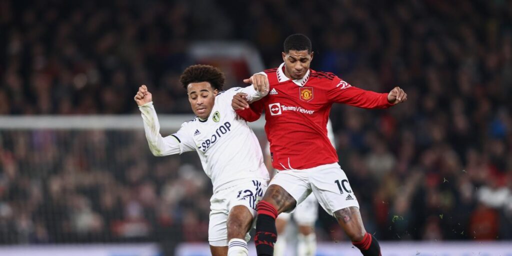 Manchester United y Leeds deleitan en un partidazo