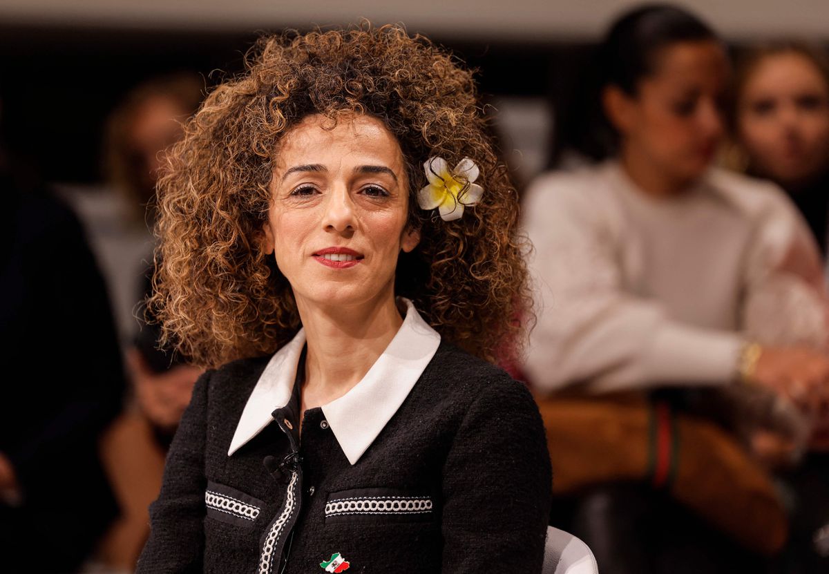 Masih Alinejad, feminista y disidente iraní: “Queremos que Occidente aisle a la República Islámica”