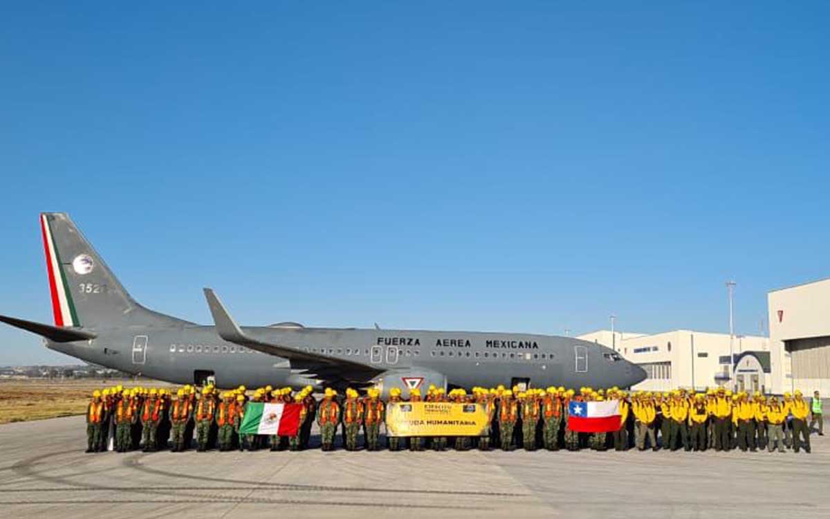 México manda 180 brigadistas a Chile para combatir incendios