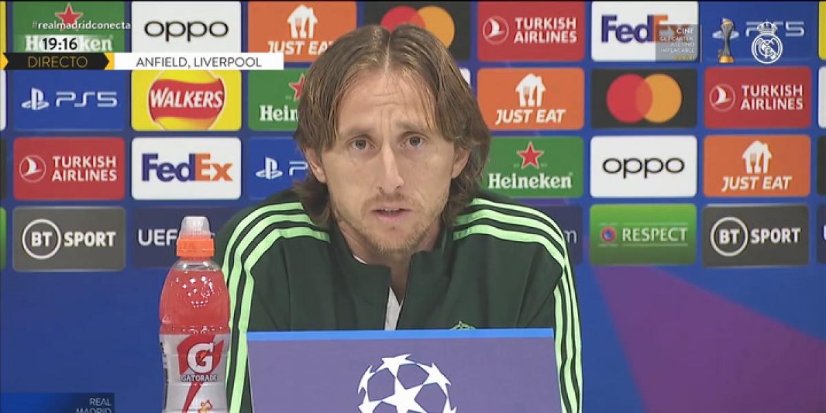 Modric: "Aún no he hablado con el club"
