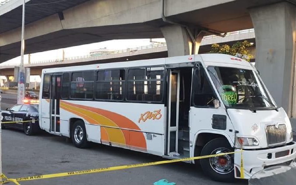 Muere pasajero baleado durante asalto a camión en Edomex