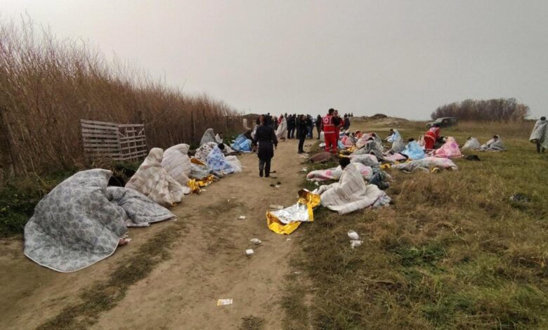 Mueren al menos 40 migrantes tras un naufragio en la costa de Italia