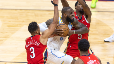 NBA: LeBron a 36 puntos del récord; Curry se lesiona e Irving en la banca | Resumen