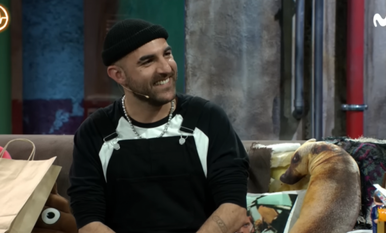 Nil Moliner responde a las preguntas sobre sexo y dinero de 'La Resistencia': "¡Qué dices!"