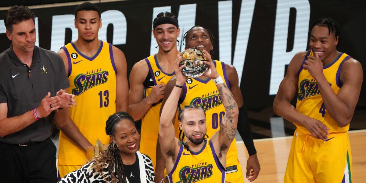 Noche perfecta para José Alvarado: MVP del "Jordan Rising Stars" y cena con Mitchell