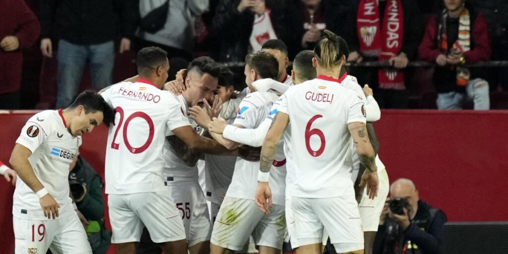 OCampos y Gudelj encarrilan el triunfo del Sevilla