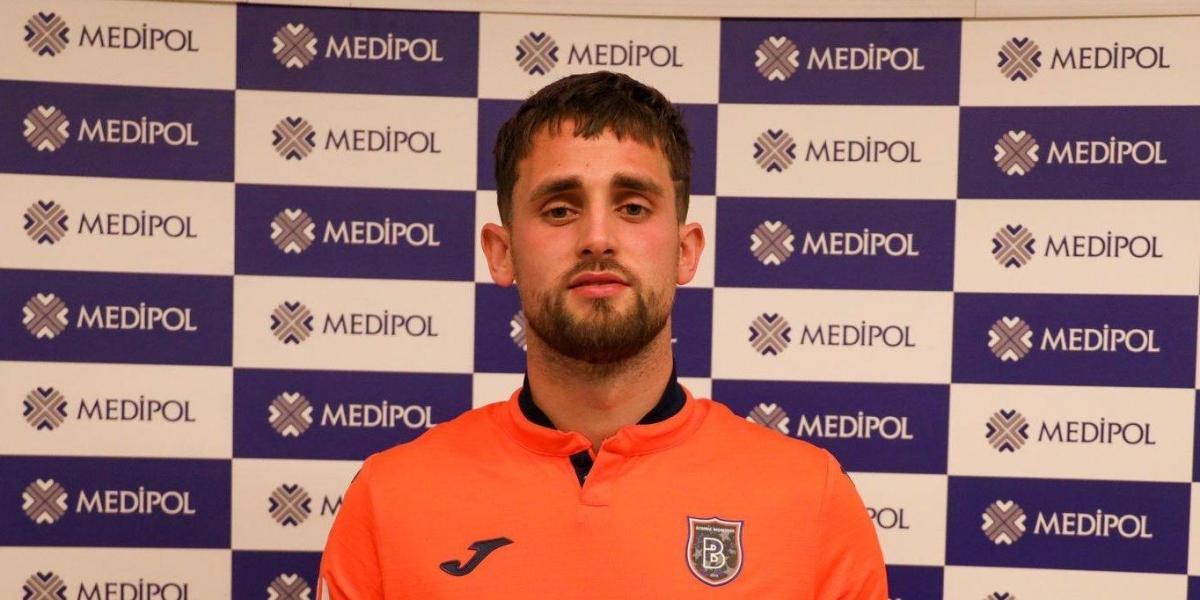Oficial: Januzaj es cedido al Basaksehir