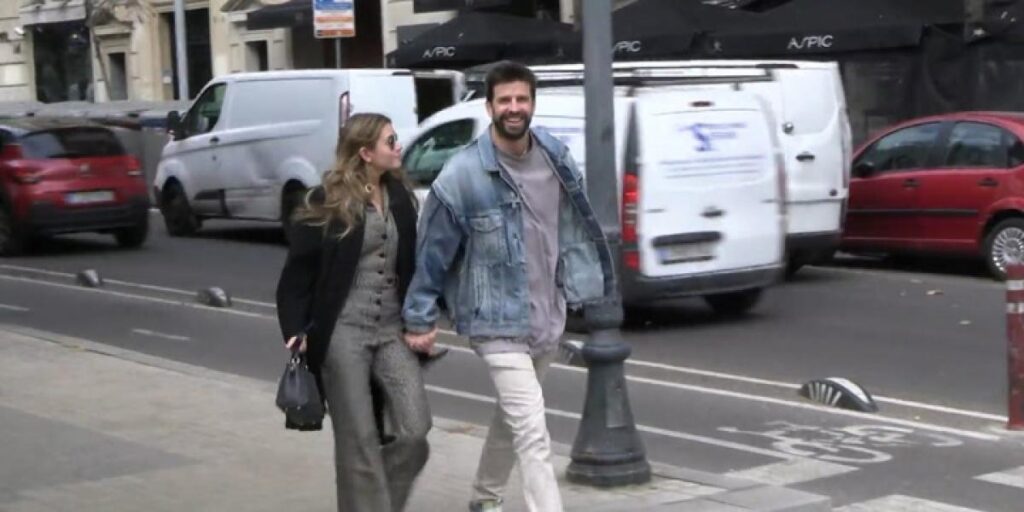 Piqué y Clara Chía se ríen de un reportero: "¿Qué te has tomado?"