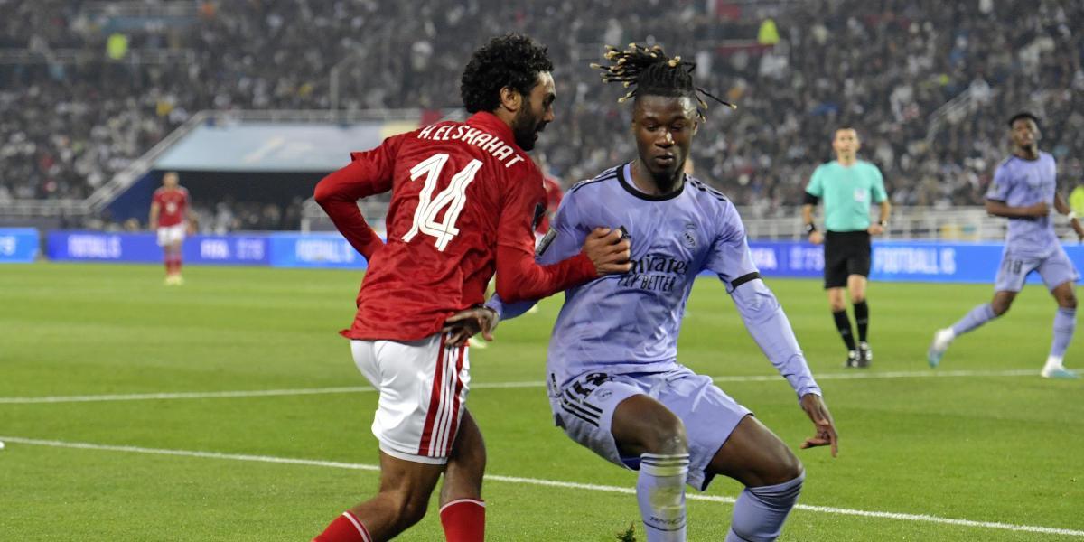 Quejas del Madrid por un penalti no pitado y el Al Ahly marca de pena máxima