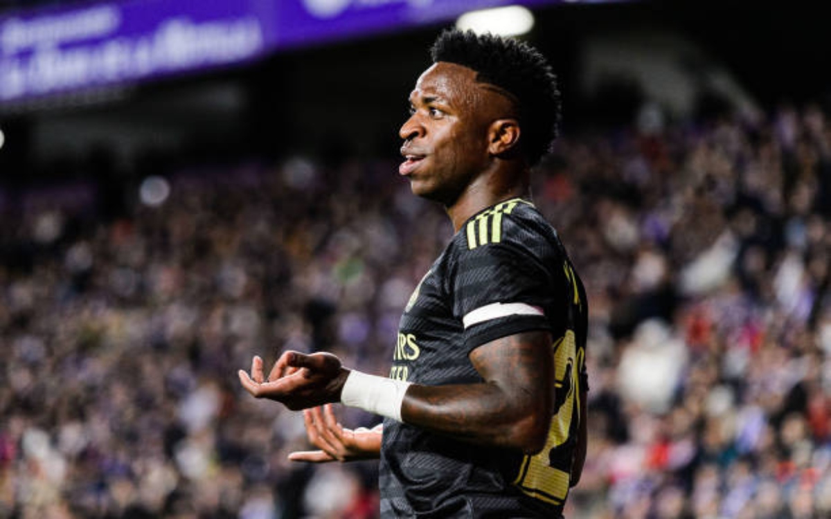 Real Valladolid cancela bono a 10 personas por insultos racistas a Vinícius Júnior | Video