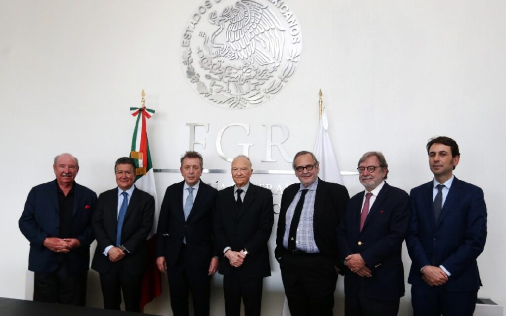 Reaparece públicamente el fiscal Gertz Manero