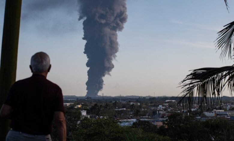 Reportan cuatro fallecidos por incendios en instalaciones de Pemex en Veracruz