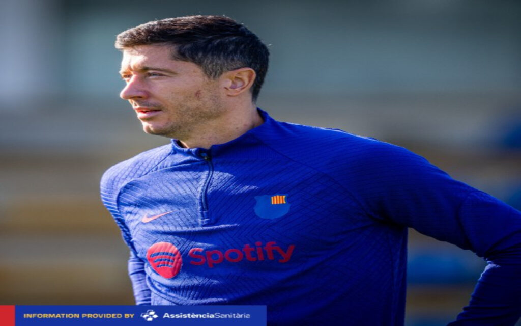 Robert Lewandowski es baja indefinida por lesión con Barcelona | Tuit