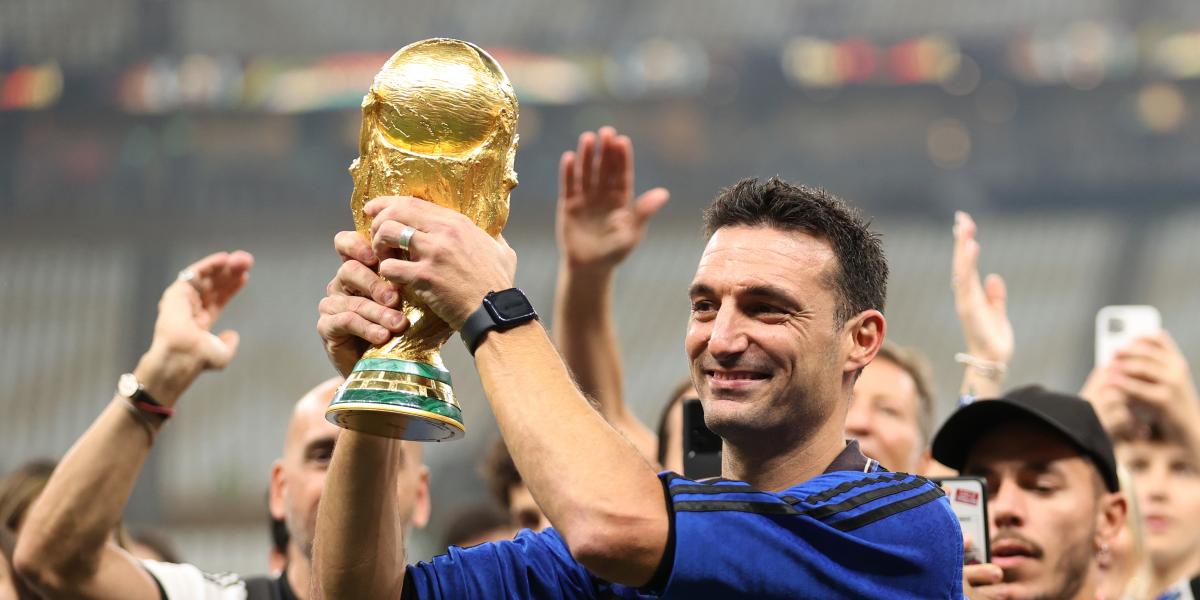 Scaloni, renovado hasta 2026