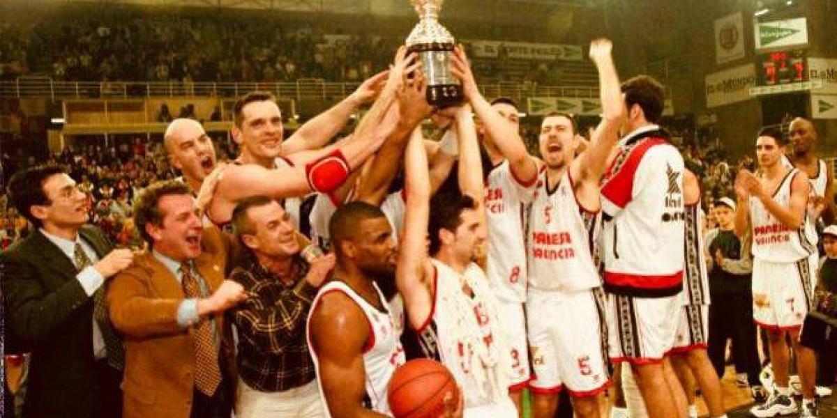 Se cumplen 25 años de la Copa del Pamesa Valencia, la única de un debutante