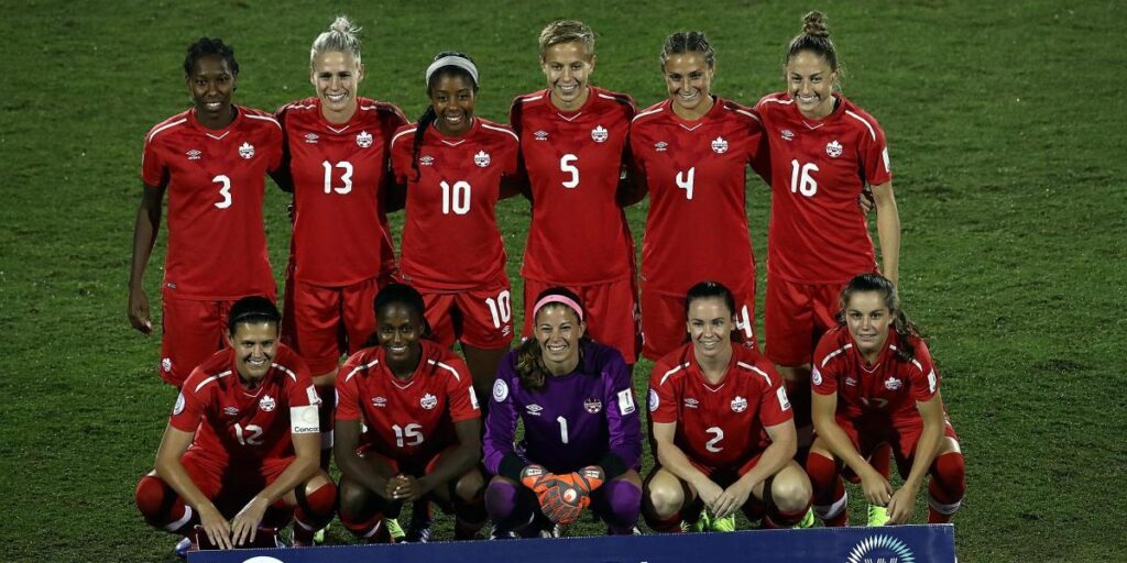 Seísmo en el fútbol femenino de Canadá