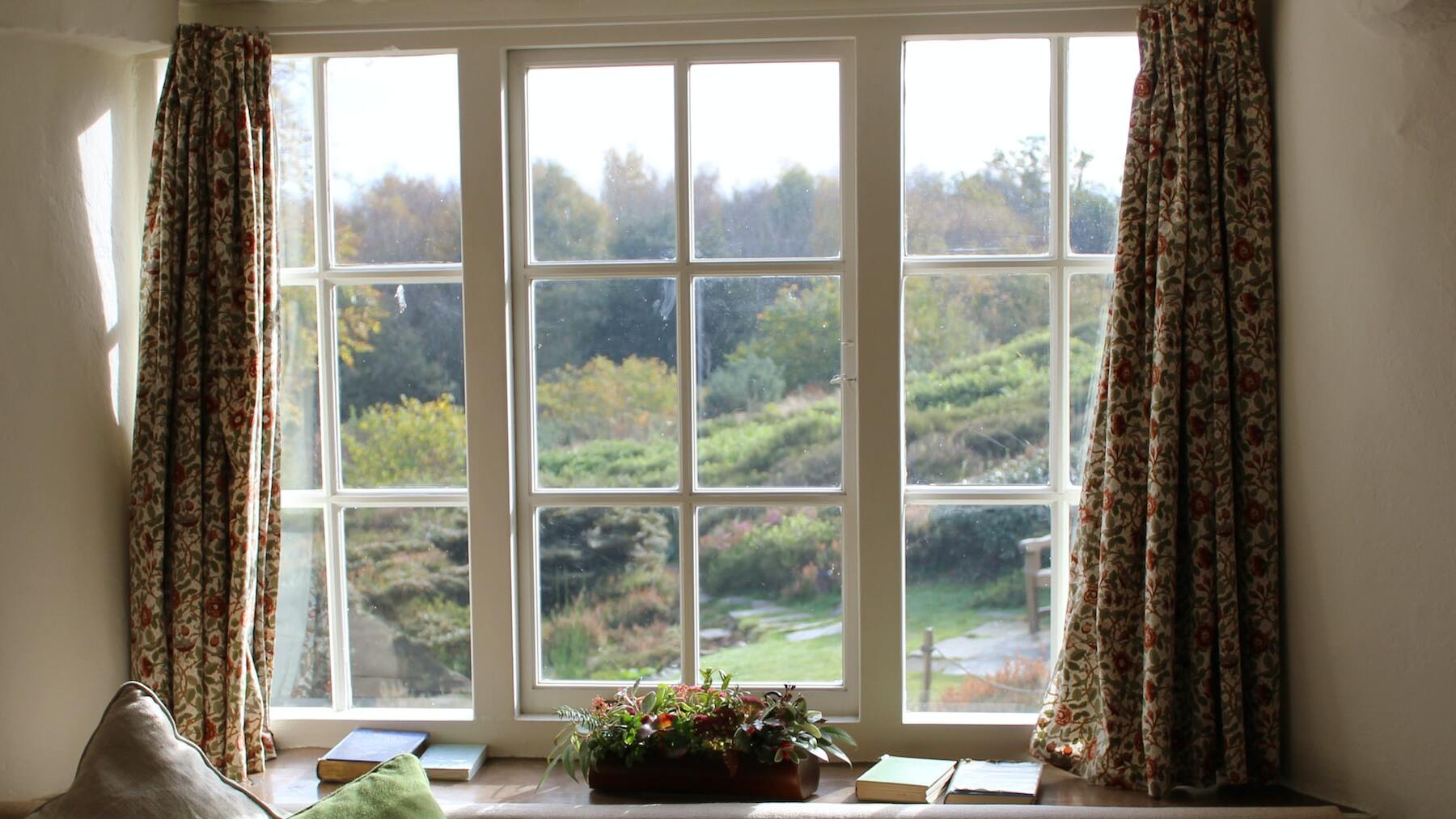 Si no quieres que te queden marcas en los cristales y espejos, sécalos con esto