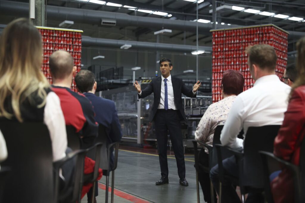 Sunak presiona a los unionistas norirlandeses para que acepten el acuerdo con la Unión Europea