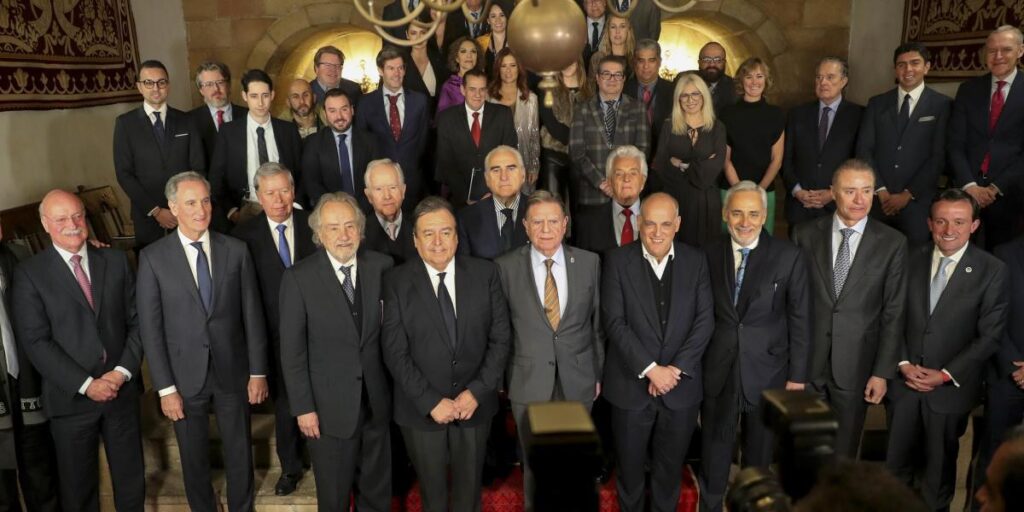 Xavi y Ancelotti entran en el Salón de la Fama antes del Clásico de la Copa