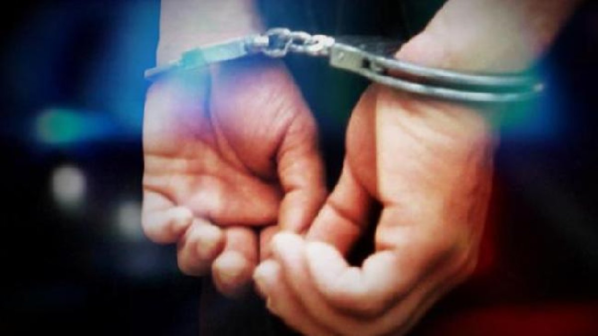 acusado por defraudar a médico millonario y enfermo