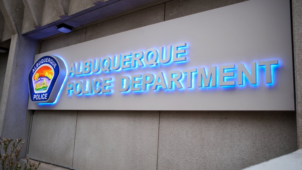 causan controversia tuits de la Policía de Albuquerque