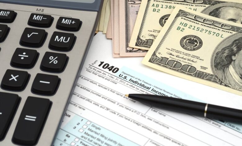 espera para declarar impuestos si recibiste pago estatal